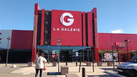 Boutique Sfr Geant Casino Arles