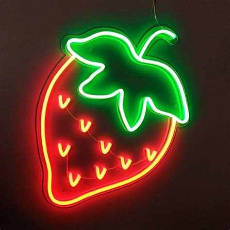 Neon Light Fruits Parimatch